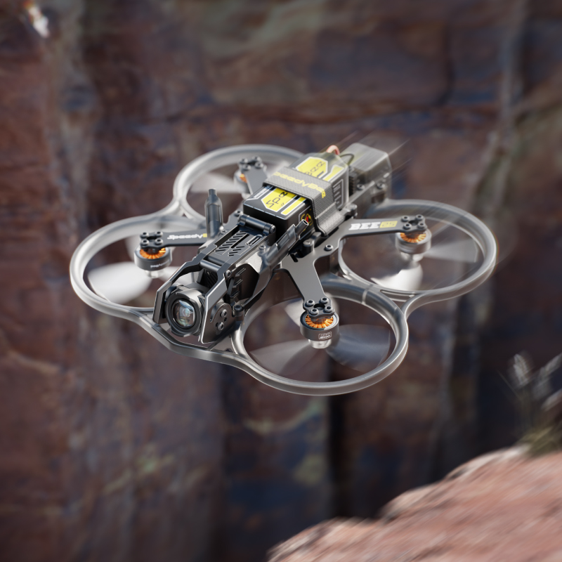 مجموعة طائرة بدون طيار SpeedyB - مراجعة Drone Kit With Camera وسعره
